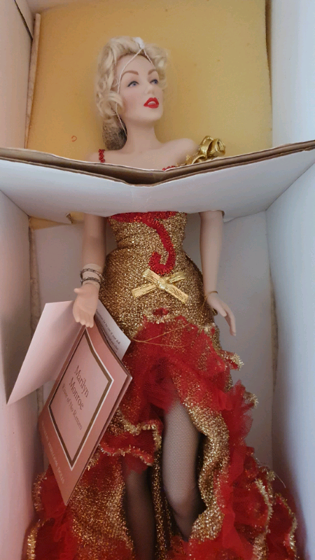 marilyn monroe doll franklin mint